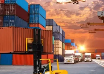 Order fulfillment team packing e-commerce orders